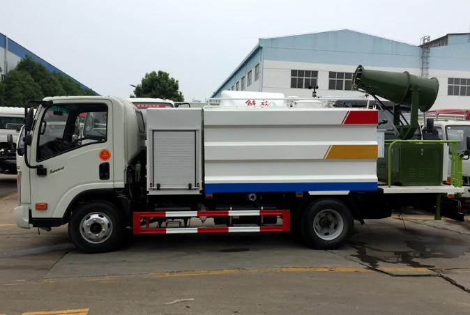 大運(yùn)多功能環(huán)境檢測(cè)抑塵車 大運(yùn)多功能環(huán)境檢測(cè)抑塵車圖片