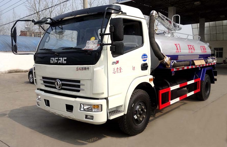 東風(fēng)大多利卡8方吸糞車(chē) 東風(fēng)大多利卡8方吸糞車(chē)圖片