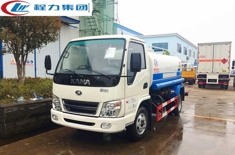 凱馬2-5方灑水車