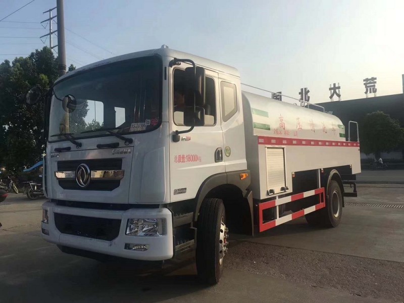 東風大多利卡D9高壓清洗車