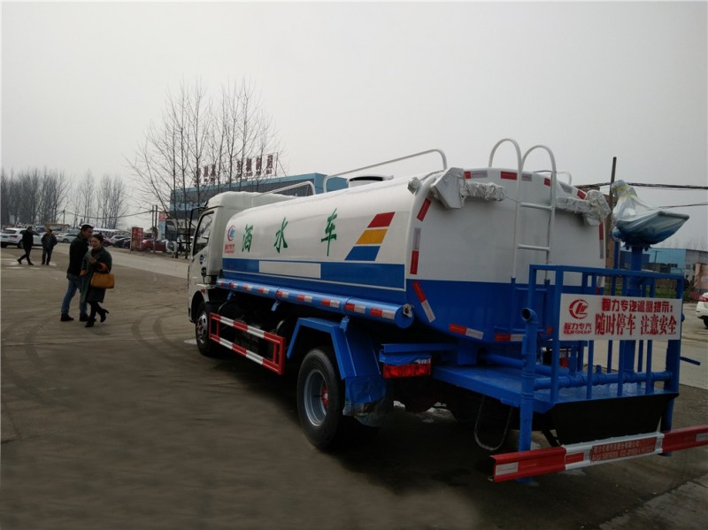 東風(fēng)多利卡（8方）灑水車圖片