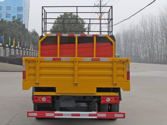 江鈴雙排座8-10米平臺(tái)升降高空作業(yè)車 江鈴雙排座8-10米平臺(tái)升降高空作業(yè)車圖片