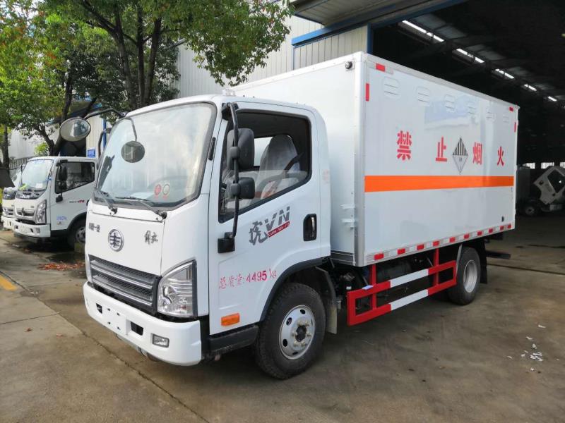 虎V雜項9類危險物品廂式運輸車 虎V雜項9類危險物品廂式運輸車圖片