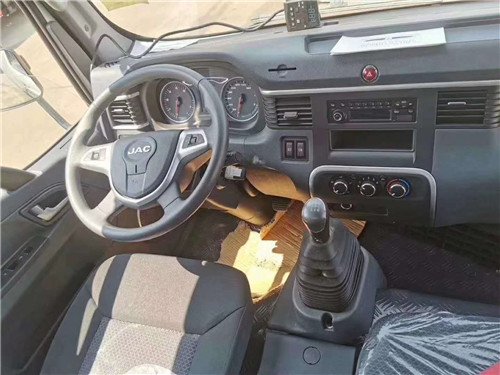 國六江淮駿鈴V6冷藏車圖片